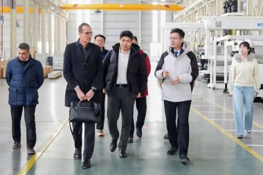 İnkişaf üçün əməkdaşlıq edin, qlobal miqyasda əməkdaşlıq edin – Piovan Global-ın baş direktoru Jwell Machinery şirkətini ziyarət etdi